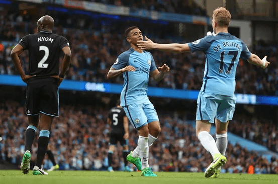  布莱顿海鸥军团展翅高飞，团队配合撕裂对手防线  